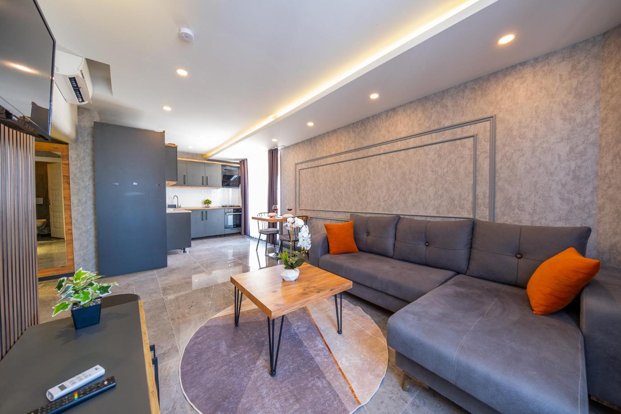 Mrt Suites Lara Antalya Exterior photo